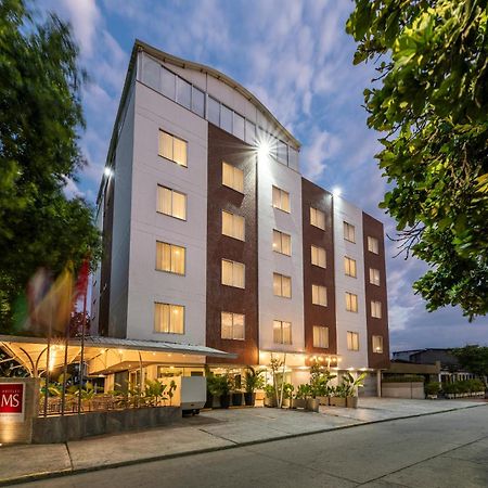 Hotel Ms Chipichape Plus Cali Bagian luar foto