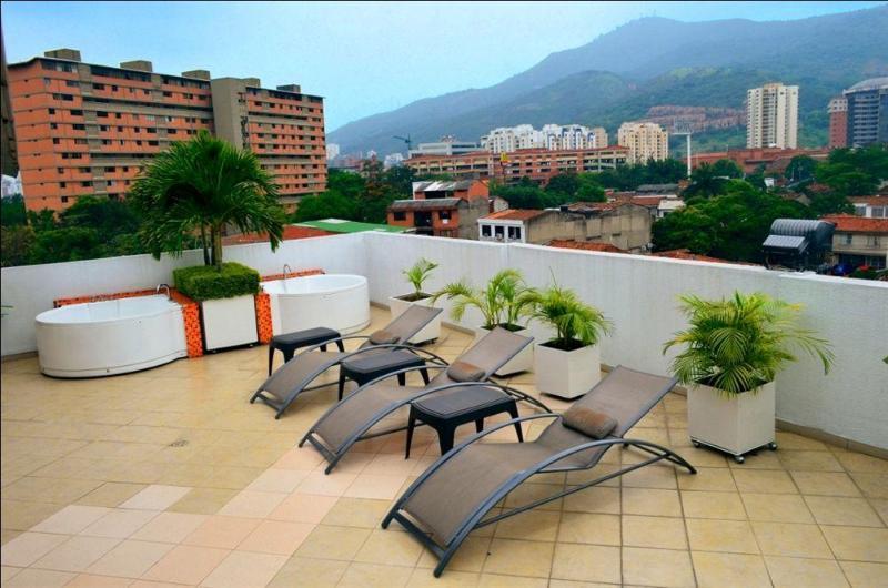 Hotel Ms Chipichape Plus Cali Bagian luar foto